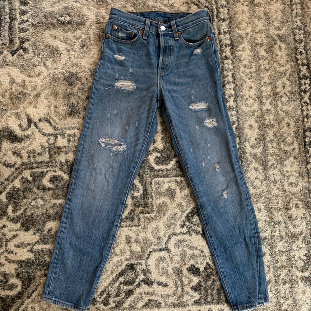 Levi’s Wedgie Jeans